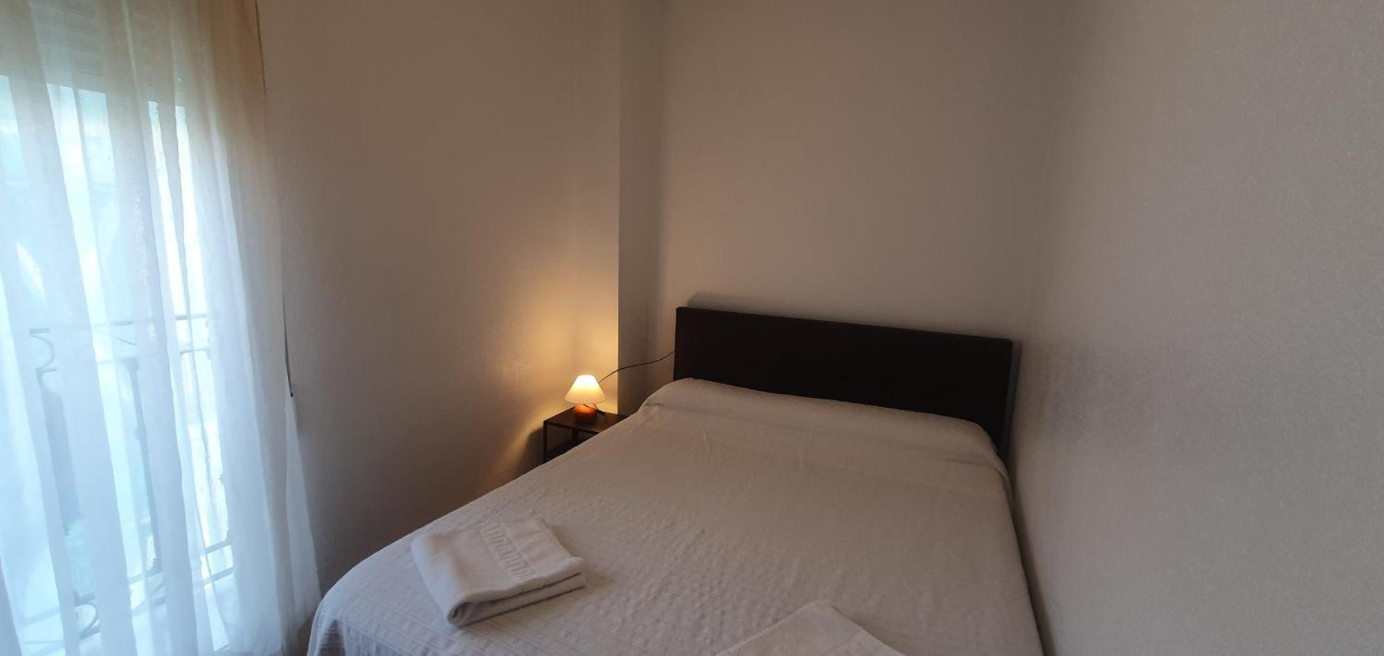Apartamentos Plaza Alicante Phòng bức ảnh