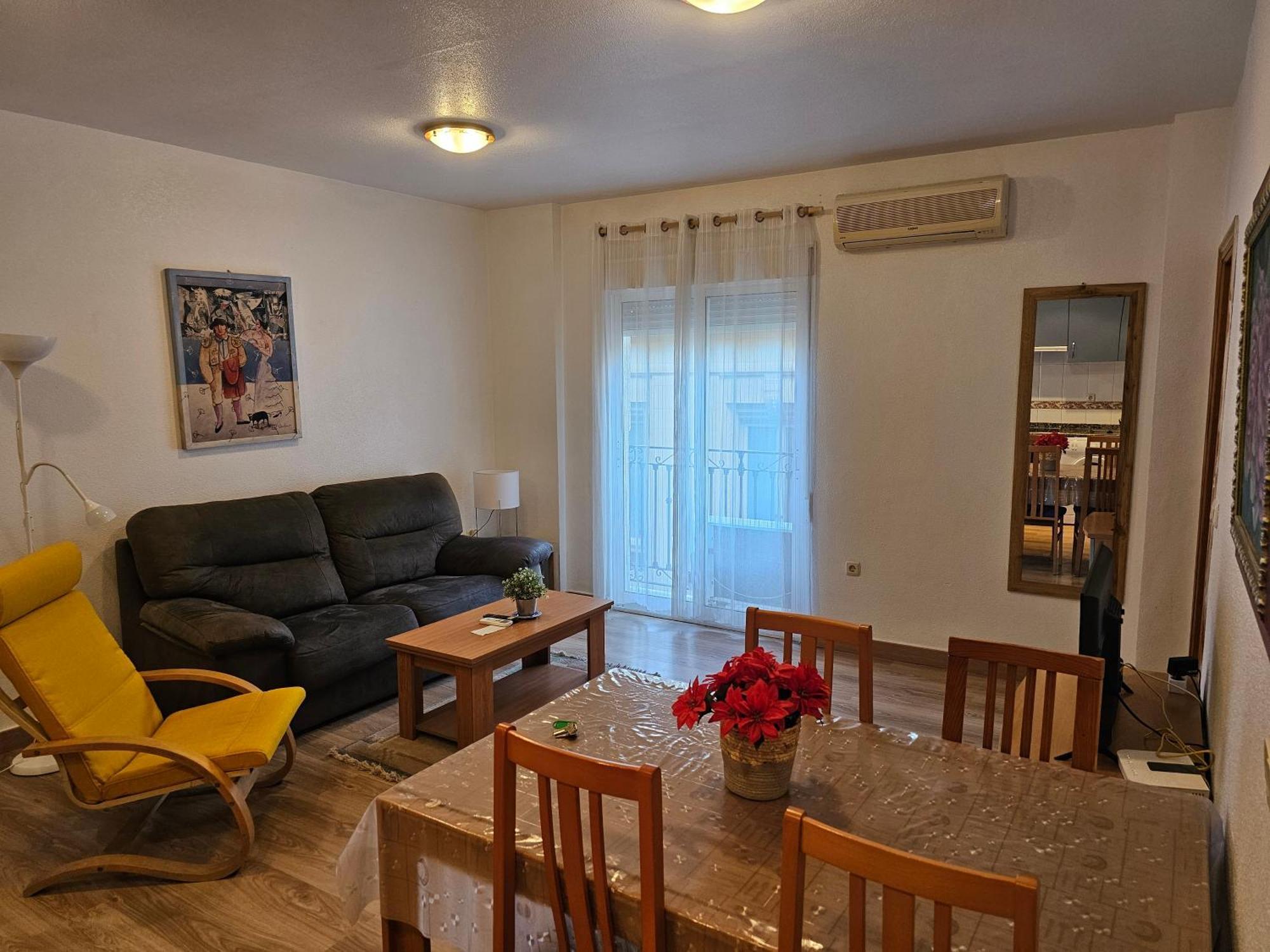 Apartamentos Plaza Alicante Phòng bức ảnh