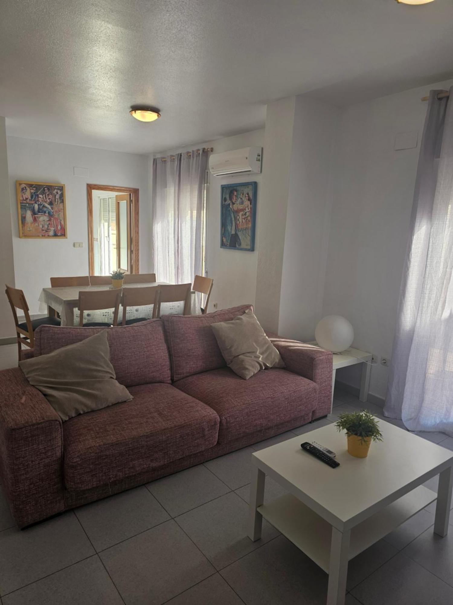 Apartamentos Plaza Alicante Phòng bức ảnh